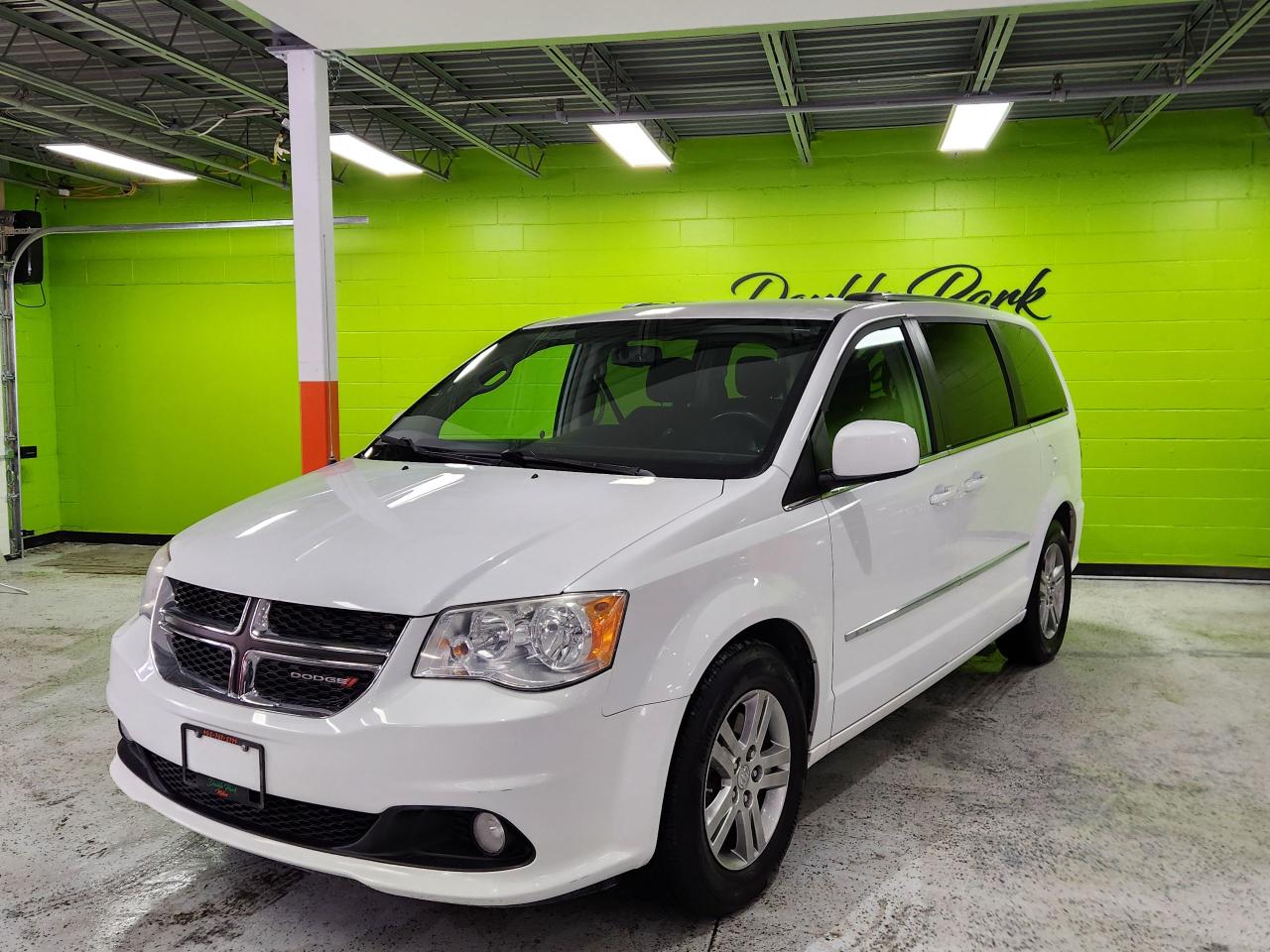 2014 Dodge Grand Caravan Crew H-TED SEATS &WHEEL REAR CAM POWER PEDALS Photo