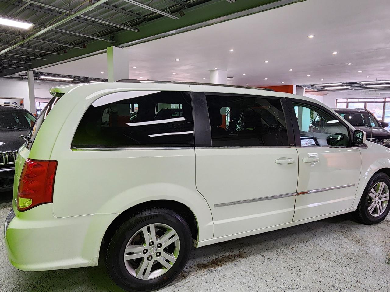 2014 Dodge Grand Caravan Crew H-TED SEATS &WHEEL REAR CAM POWER PEDALS Photo