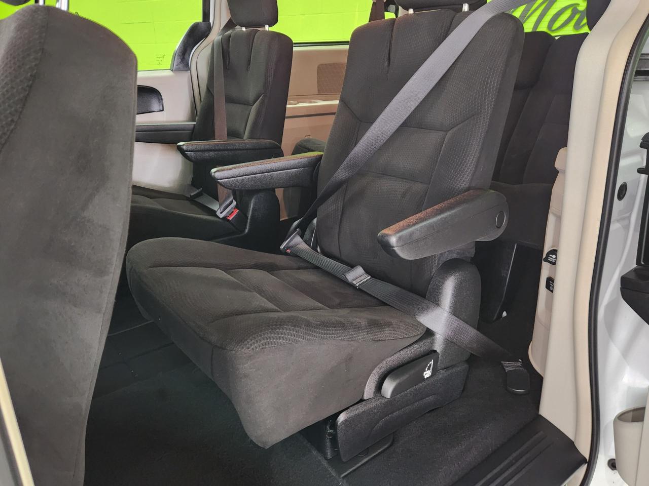 2014 Dodge Grand Caravan Crew H-TED SEATS &WHEEL REAR CAM POWER PEDALS Photo