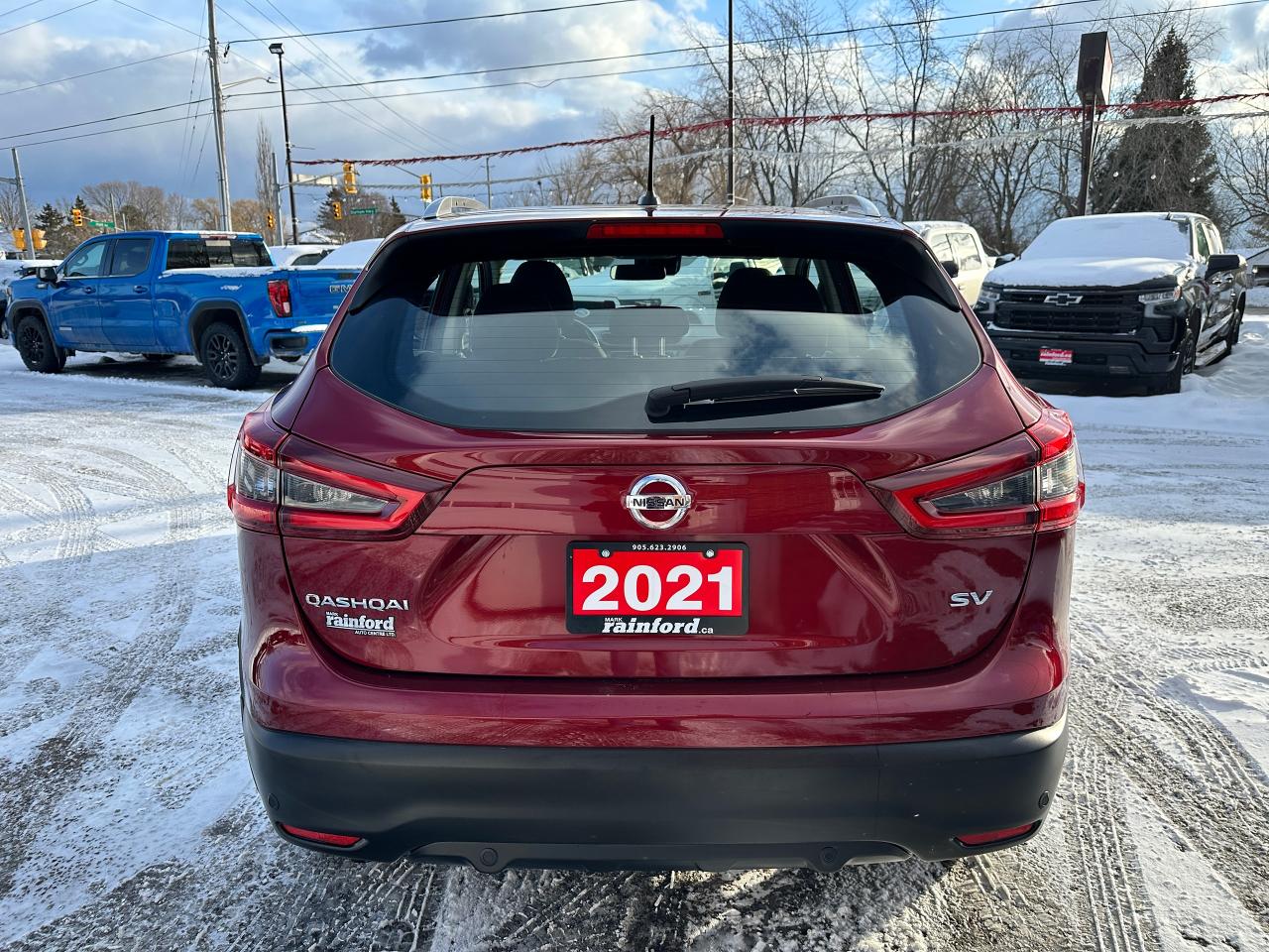 2021 Nissan Qashqai SV FWD Sunroof Heated Cloth BackupCam A/C XM Alloy Photo3