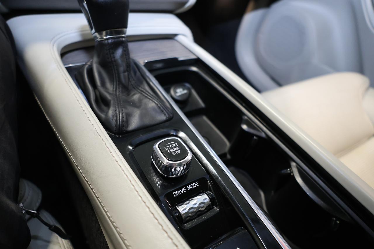 2020 Volvo XC90 Inscription T6 AWD - PANO|BLINDSPOT|NAVI|360CAMERA Photo