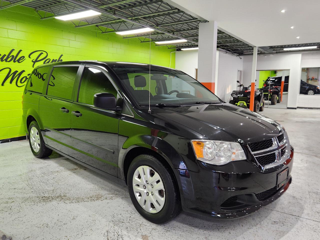 2017 Dodge Grand Caravan CANADA VALUE PACKAGE Photo