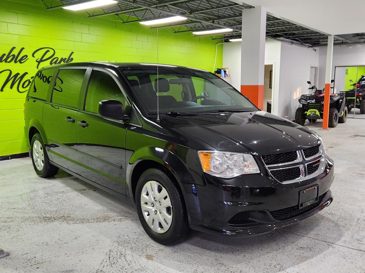 2017 Dodge Grand Caravan CANADA VALUE PACKAGE Photo
