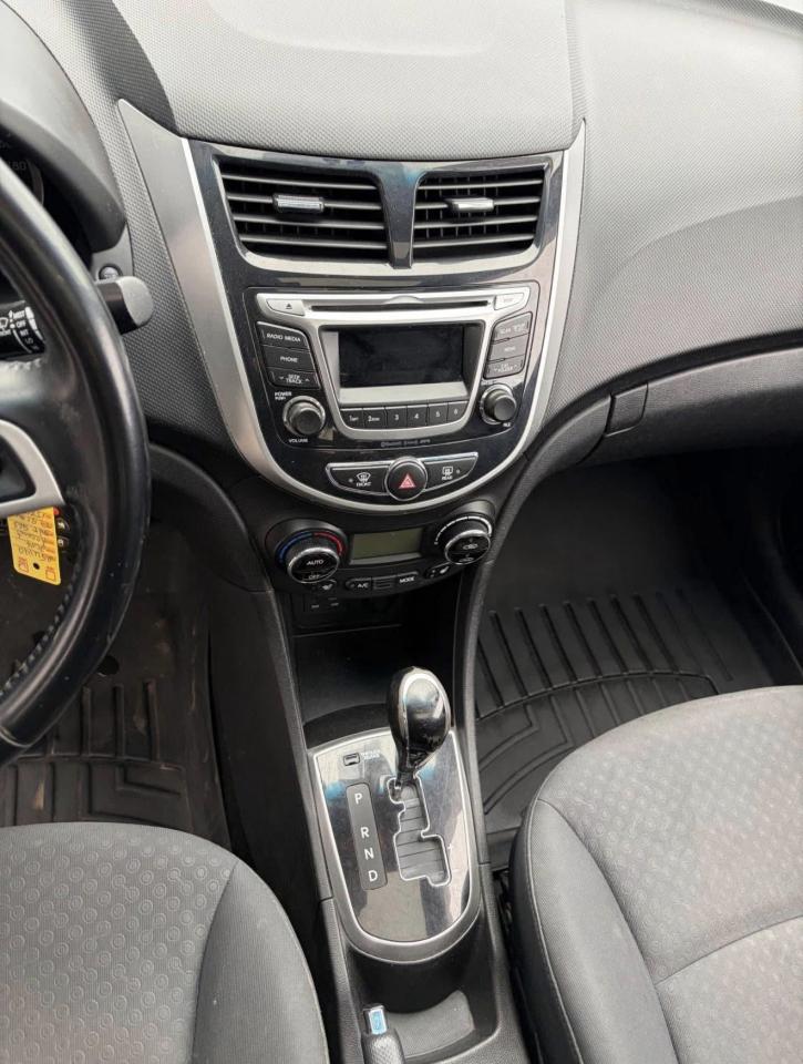 2016 Hyundai Elantra GT A/T - Photo #7