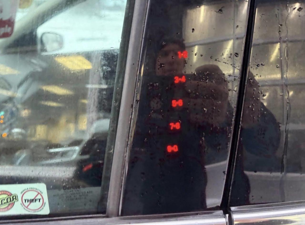 2018 Ford Escape SEL 4WD - Photo #4