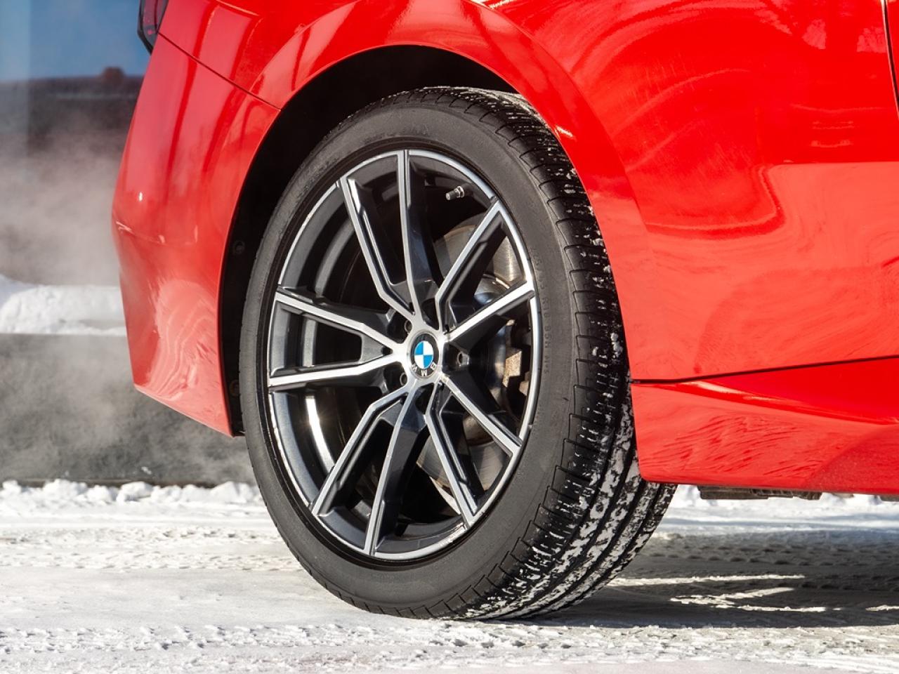 2024 BMW 2-Series 230i xDrive Coupe Photo23