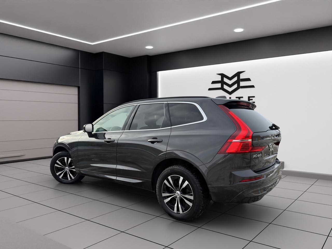 2023 Volvo XC60 B6 AWD CORE - Blind Spot Monitor - Reverse Camera !!! Photo4