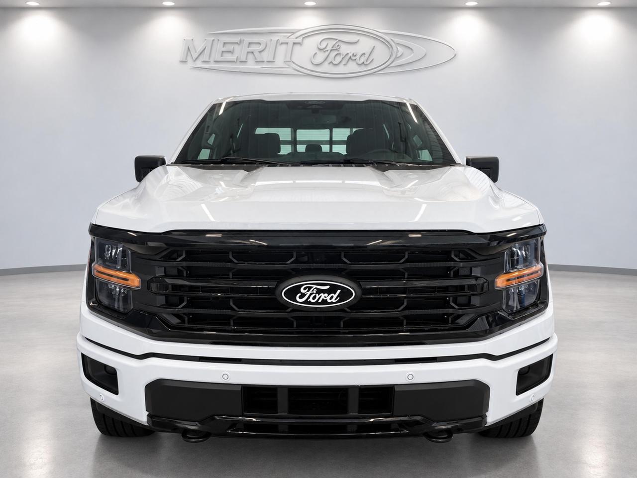 2026 Ford F-150 XLT Photo2