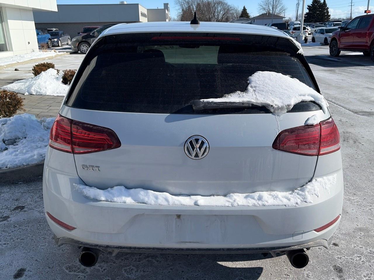 2018 Volkswagen Golf GTI 5-door DSG Photo3