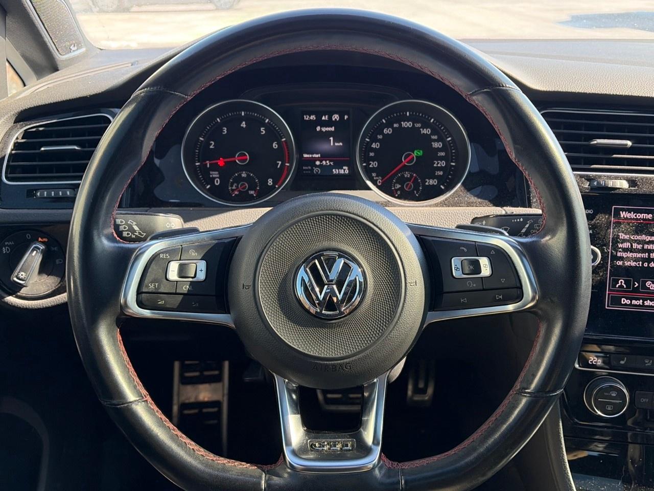 2018 Volkswagen Golf GTI 5-door DSG Photo