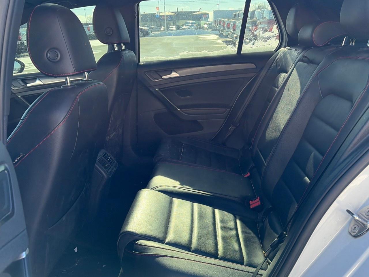 2018 Volkswagen Golf GTI 5-door DSG Photo