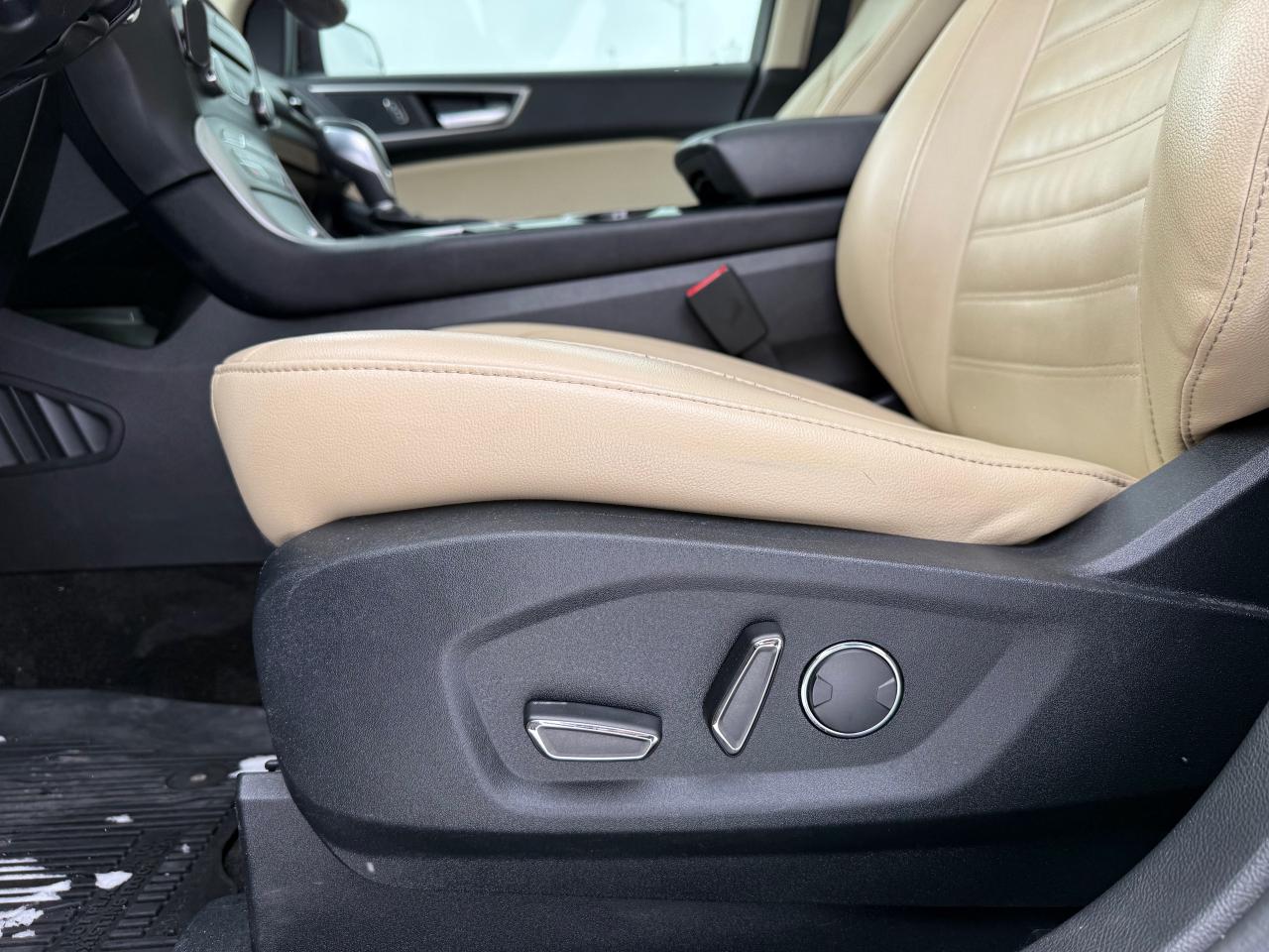 2017 Ford Edge SEL Leather! Pano Roof! AutoStart! Photo