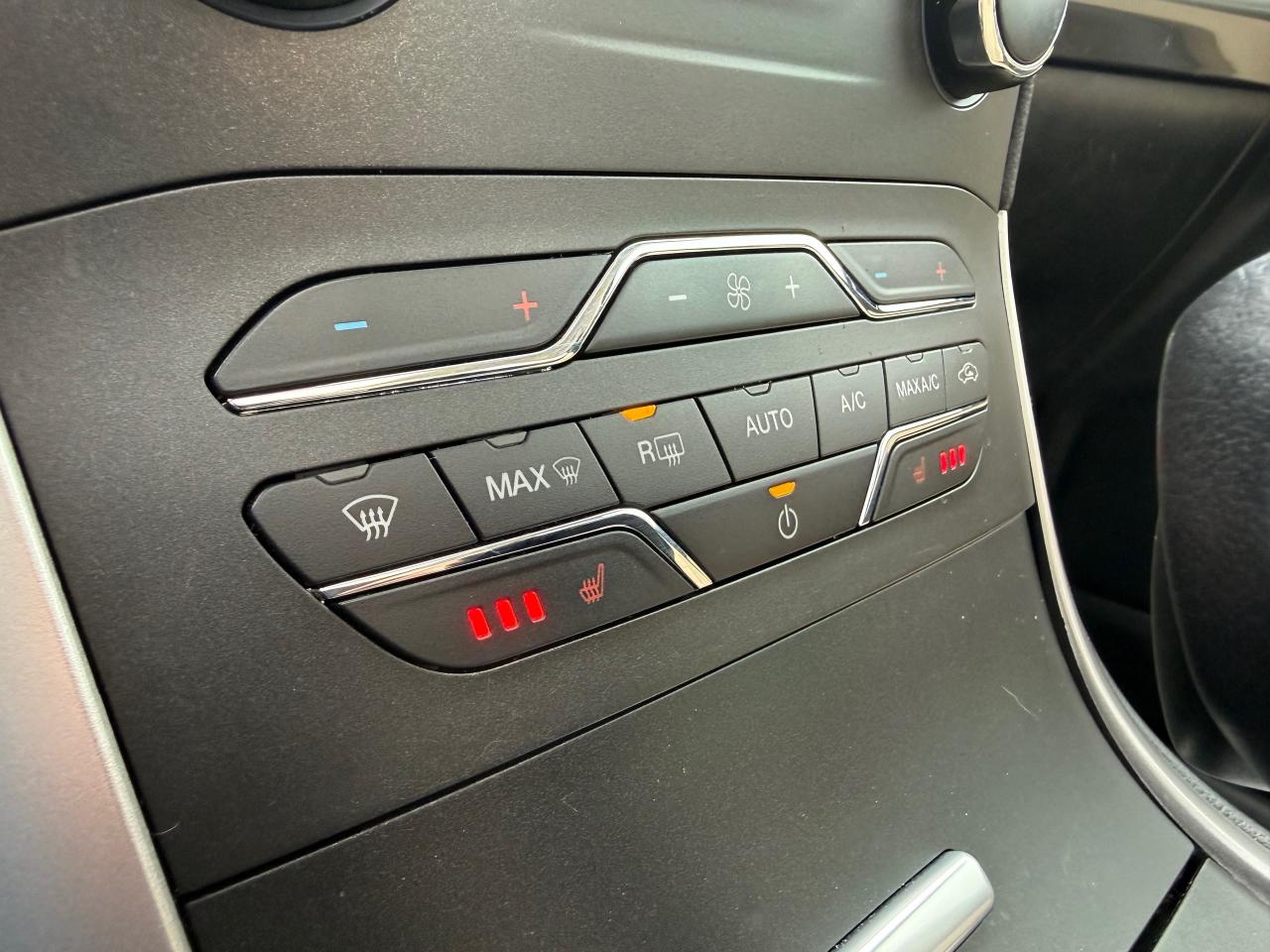 2017 Ford Edge SEL Leather! Pano Roof! AutoStart! Photo