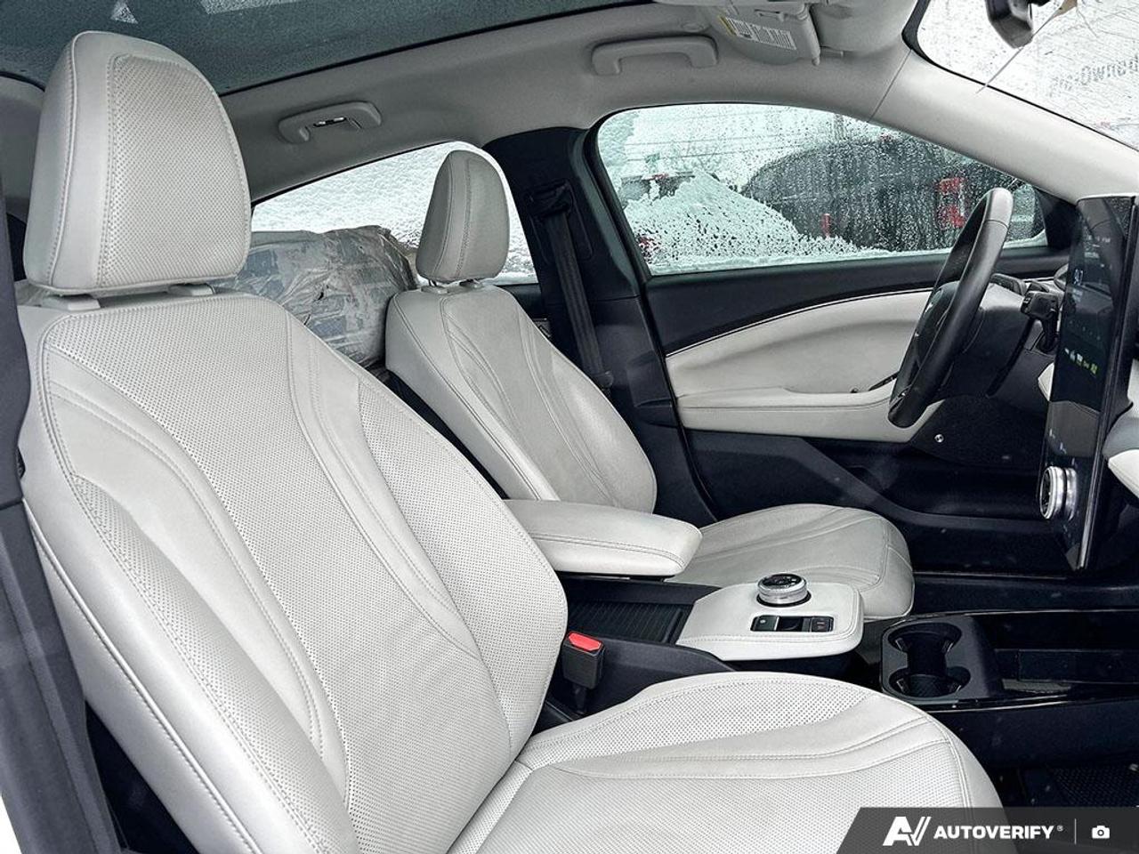 2022 Ford Mustang Mach-E Premium AWD LEATHER APPEARENCE PKG! CERTIFIED Photo