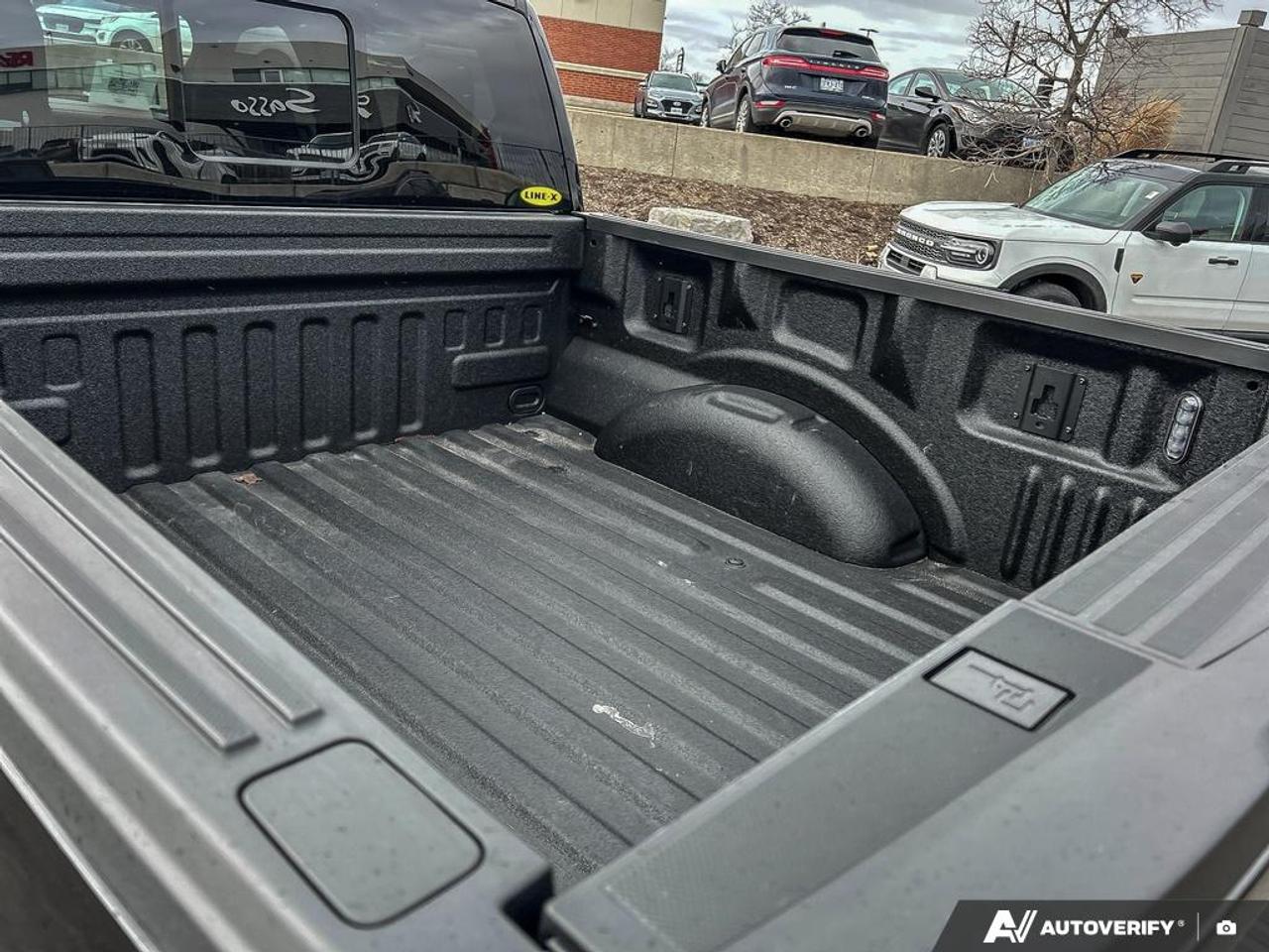 2023 Ford F-150 Lariat SUNROOF LEATHER FX4 OFFROAD CREW CAB 4X4 Photo