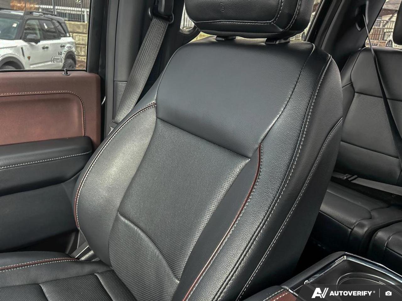 2023 Ford F-150 Lariat SUNROOF LEATHER FX4 OFFROAD CREW CAB 4X4 Photo