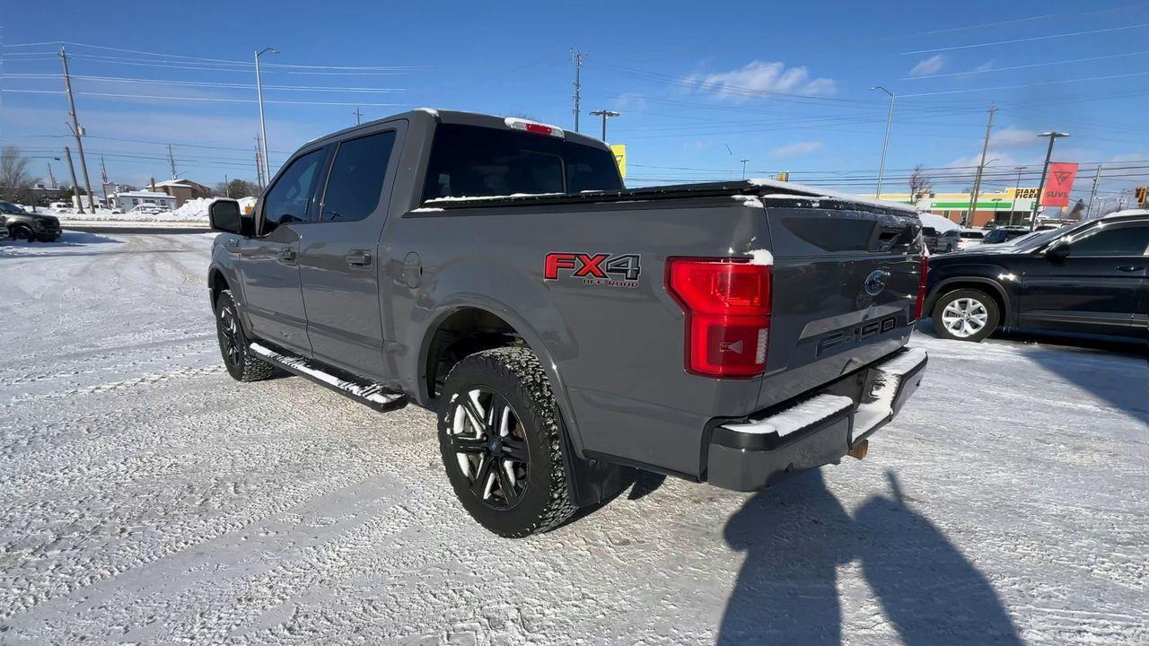 2018 Ford F-150 Lariat 4X4, HEATED STEERING WHEEL, HEATED LEATHER SEATS, MOONROOF, NAV, BACK UP CAM, POWER LIFTGATE!! Photo