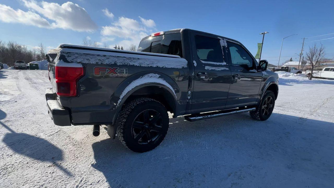 2018 Ford F-150 Lariat 4X4, HEATED STEERING WHEEL, HEATED LEATHER SEATS, MOONROOF, NAV, BACK UP CAM, POWER LIFTGATE!! Photo