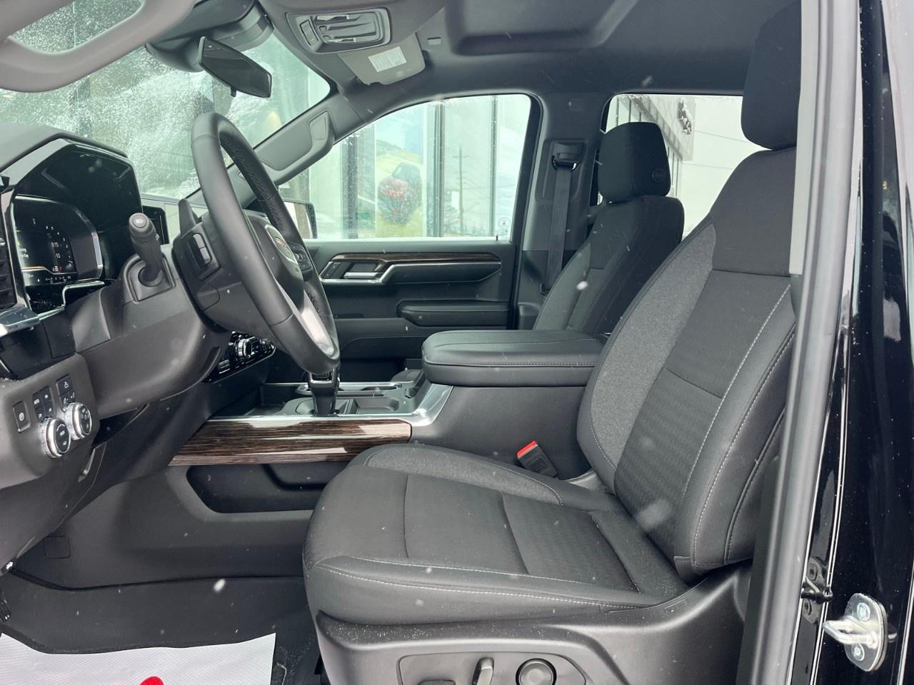 2024 GMC Sierra 1500 Crew Cab Short Box 4-Wheel Drive Elevation Photo