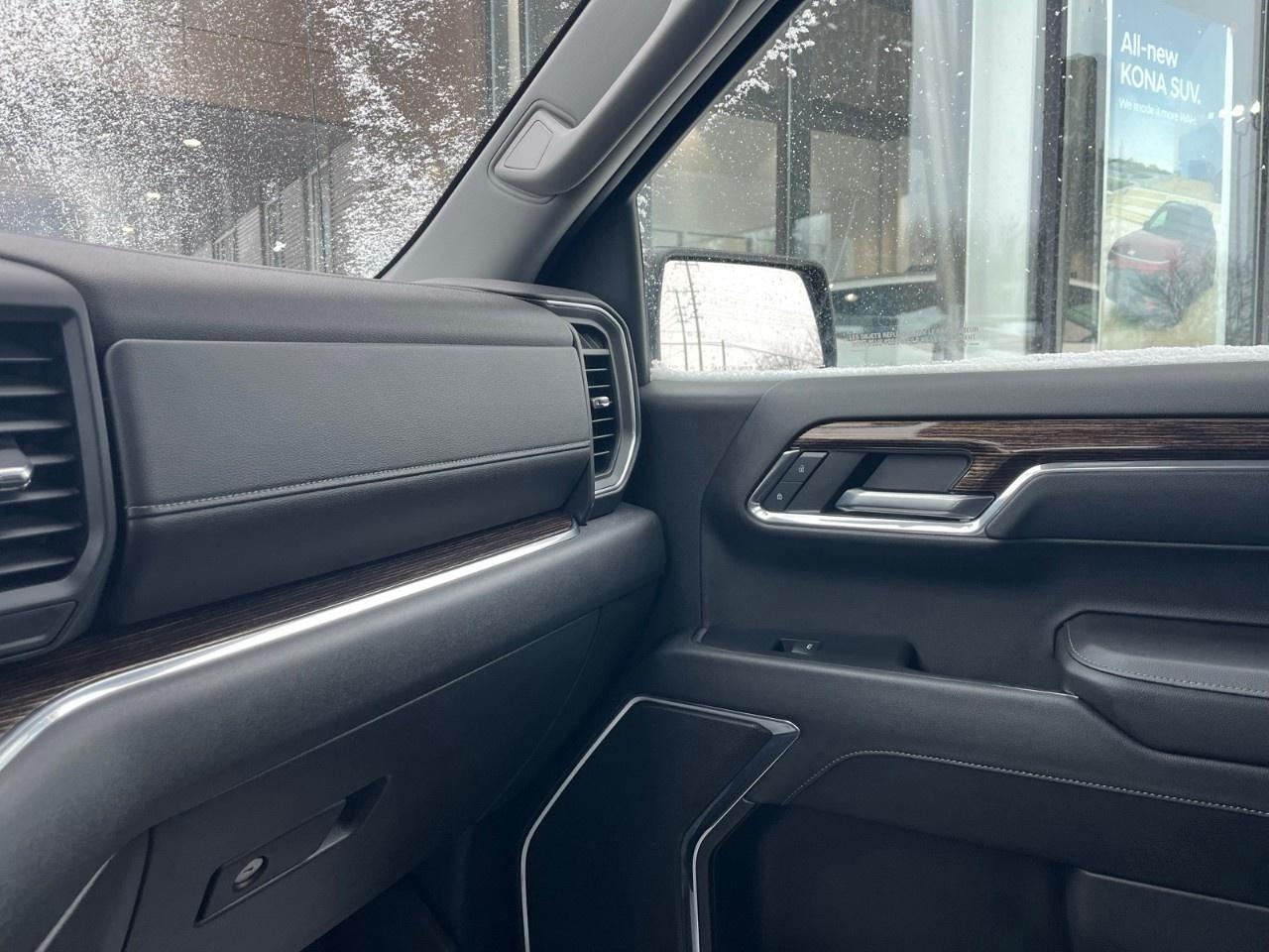 2024 GMC Sierra 1500 Crew Cab Short Box 4-Wheel Drive Elevation Photo