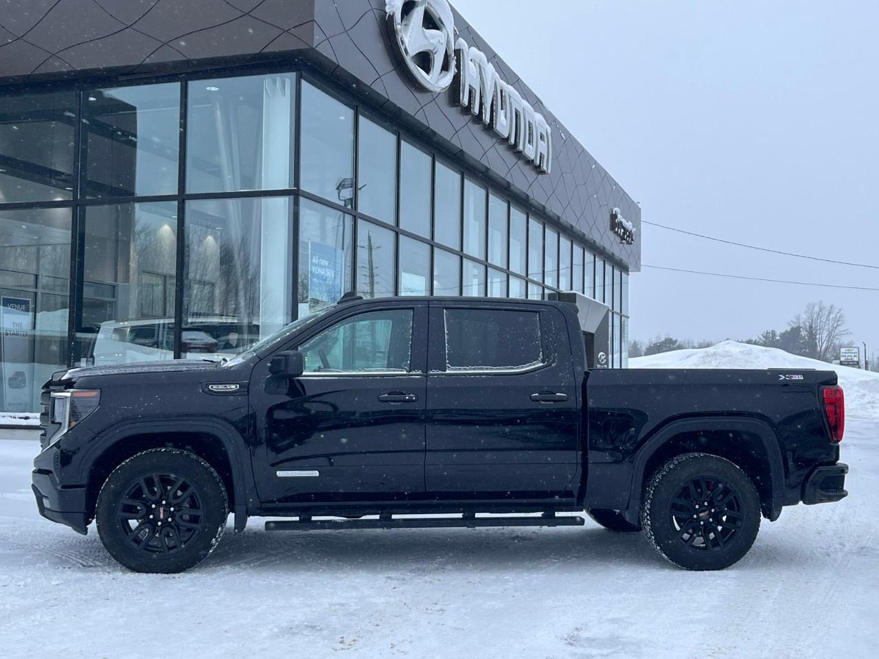 2024 GMC Sierra 1500 Crew Cab Short Box 4-Wheel Drive Elevation Photo2