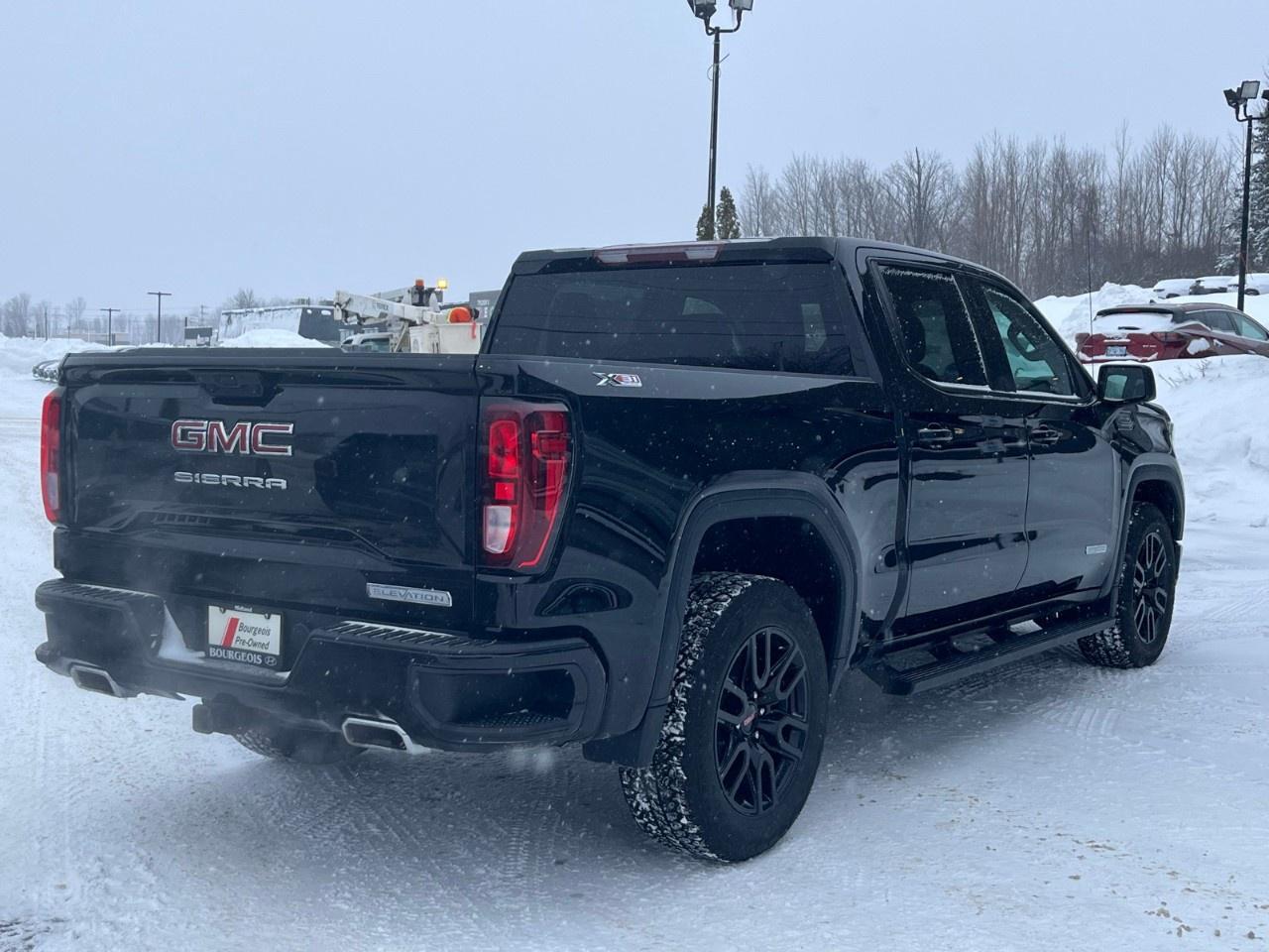 2024 GMC Sierra 1500 Crew Cab Short Box 4-Wheel Drive Elevation Photo