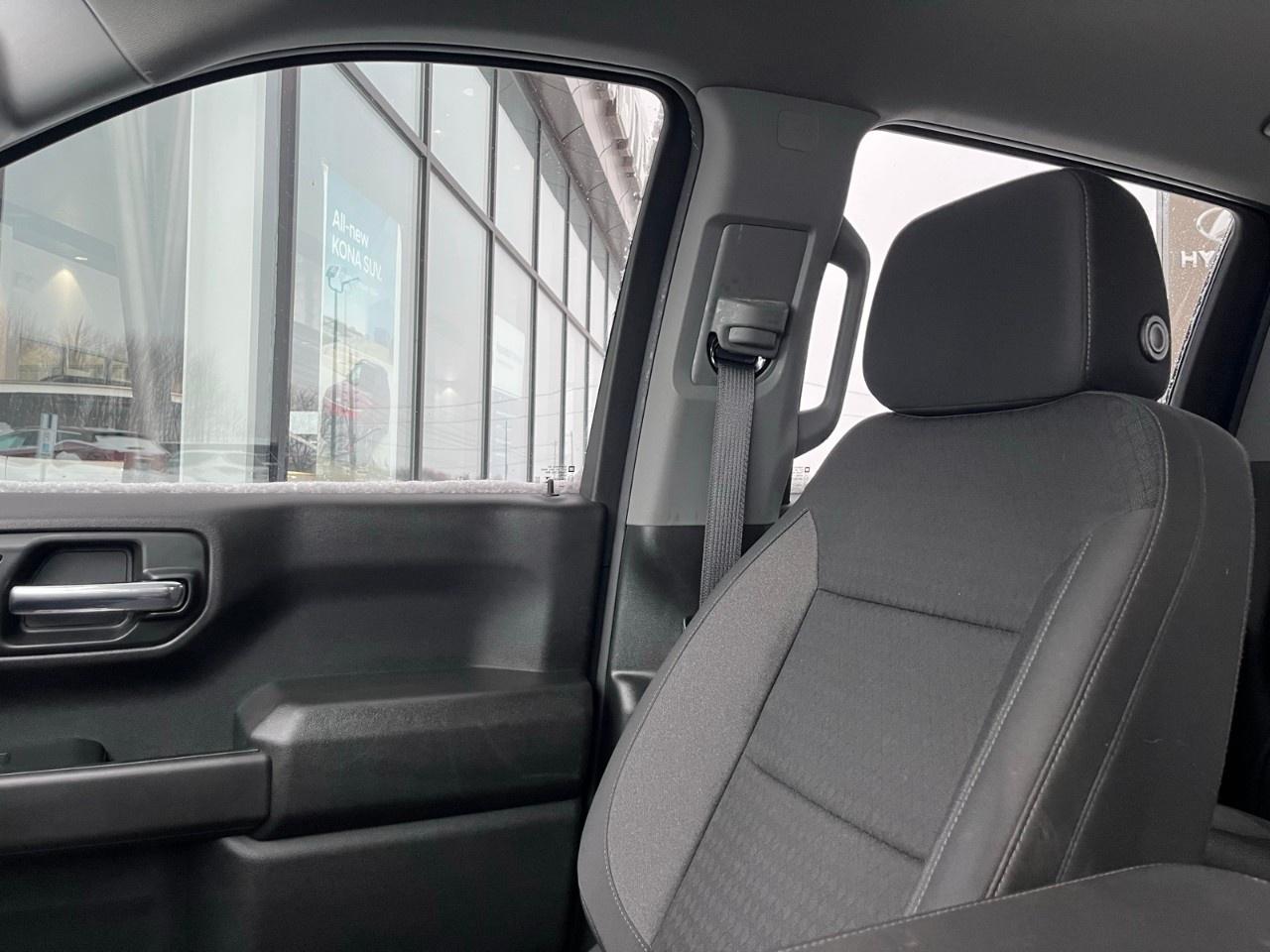 2024 Chevrolet Silverado 1500 Crew Cab Short Box 4-Wheel Drive Custom Trail Boss Photo