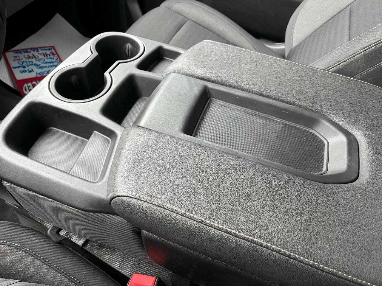 2024 Chevrolet Silverado 1500 Crew Cab Short Box 4-Wheel Drive Custom Trail Boss Photo