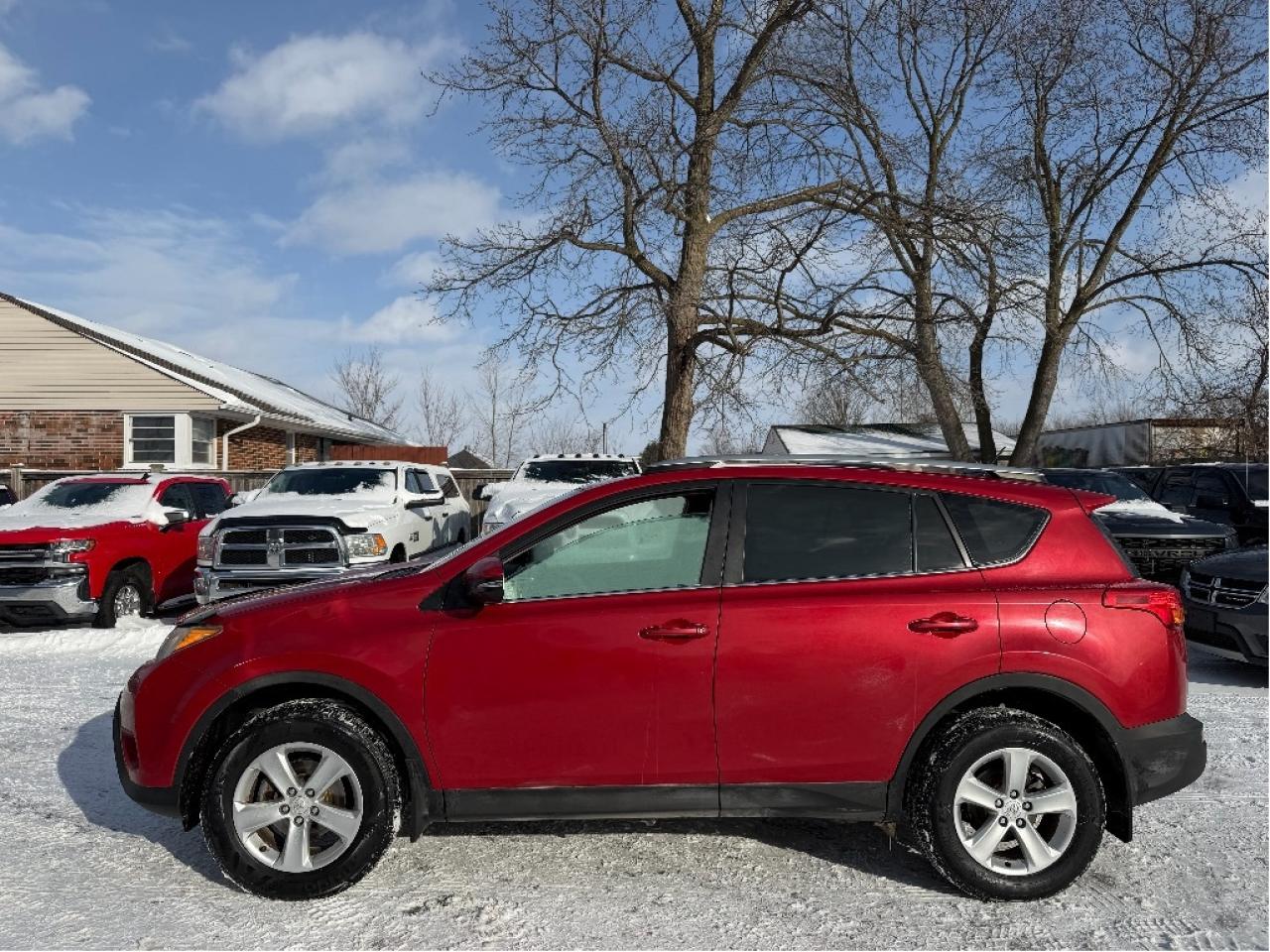 2013 Toyota RAV4 XLE | AWD | Clean Carfax Photo