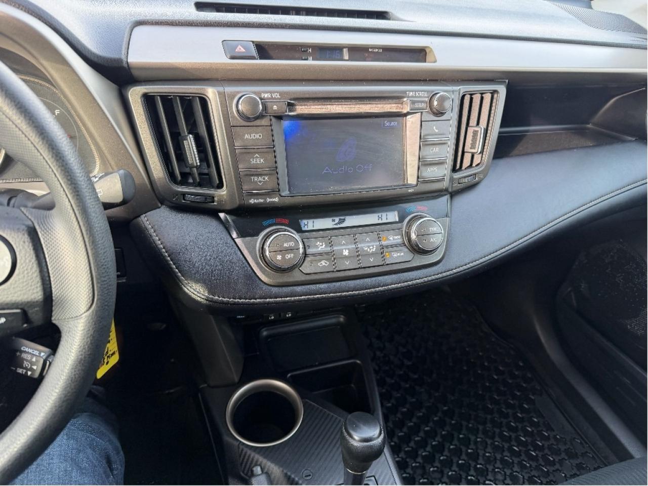 2013 Toyota RAV4 XLE | AWD | Clean Carfax Photo