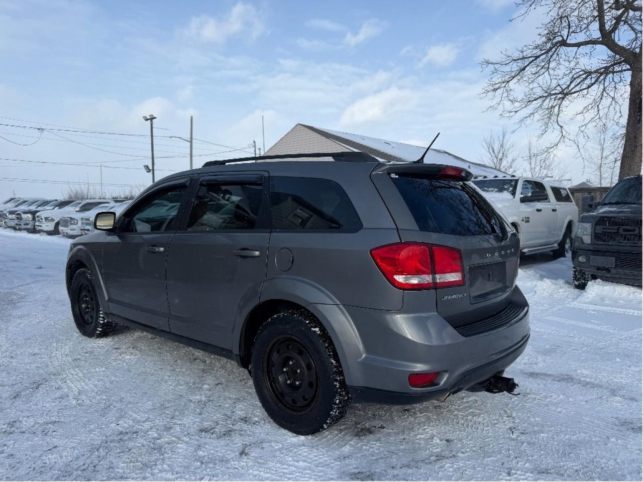2012 Dodge Journey SXT | Clean Carfax | Two Sets of Wheels Photo4