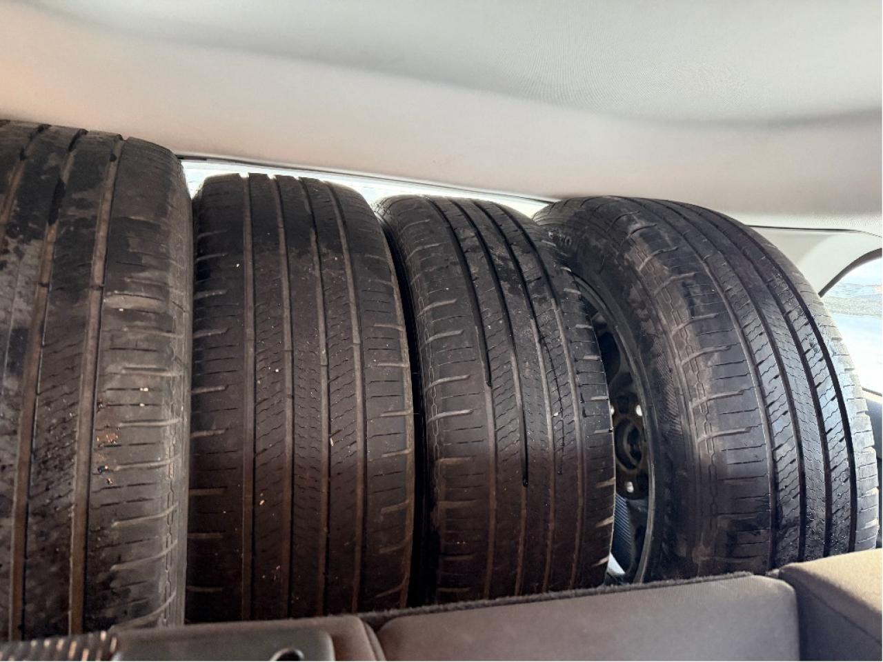 2012 Dodge Journey SXT | Clean Carfax | Two Sets of Wheels Photo