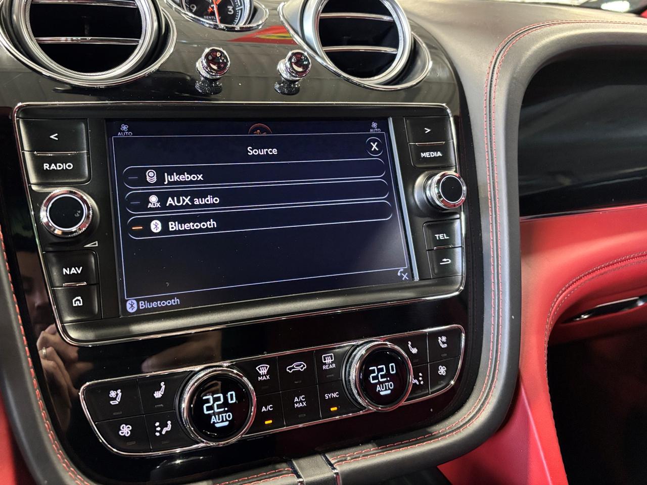 2017 Bentley Bentayga W12|AWD|NAV|MASSAGE|NIGHTVISION|REDLEATHER|HUD|360 Photo