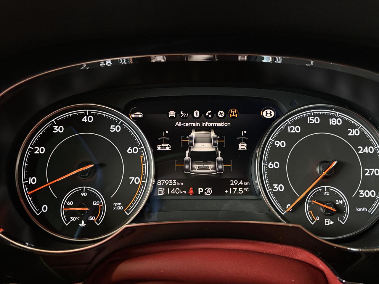 2017 Bentley Bentayga W12|AWD|NAV|MASSAGE|NIGHTVISION|REDLEATHER|HUD|360 Photo