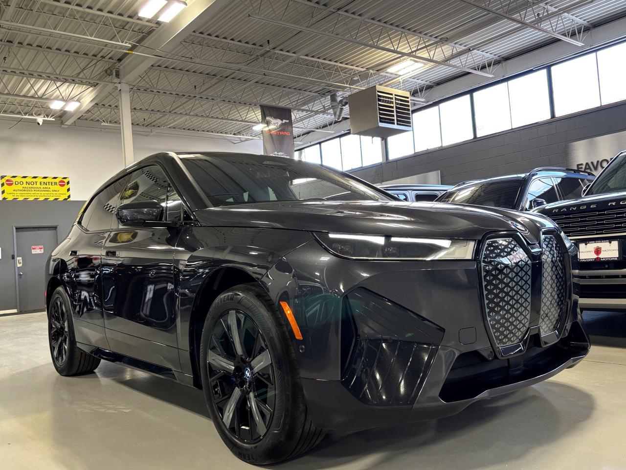 2023 BMW iX xDrive50|AWD|NAV|MASSAGE|ELECTROCHROMICPANOROOF|++ Photo