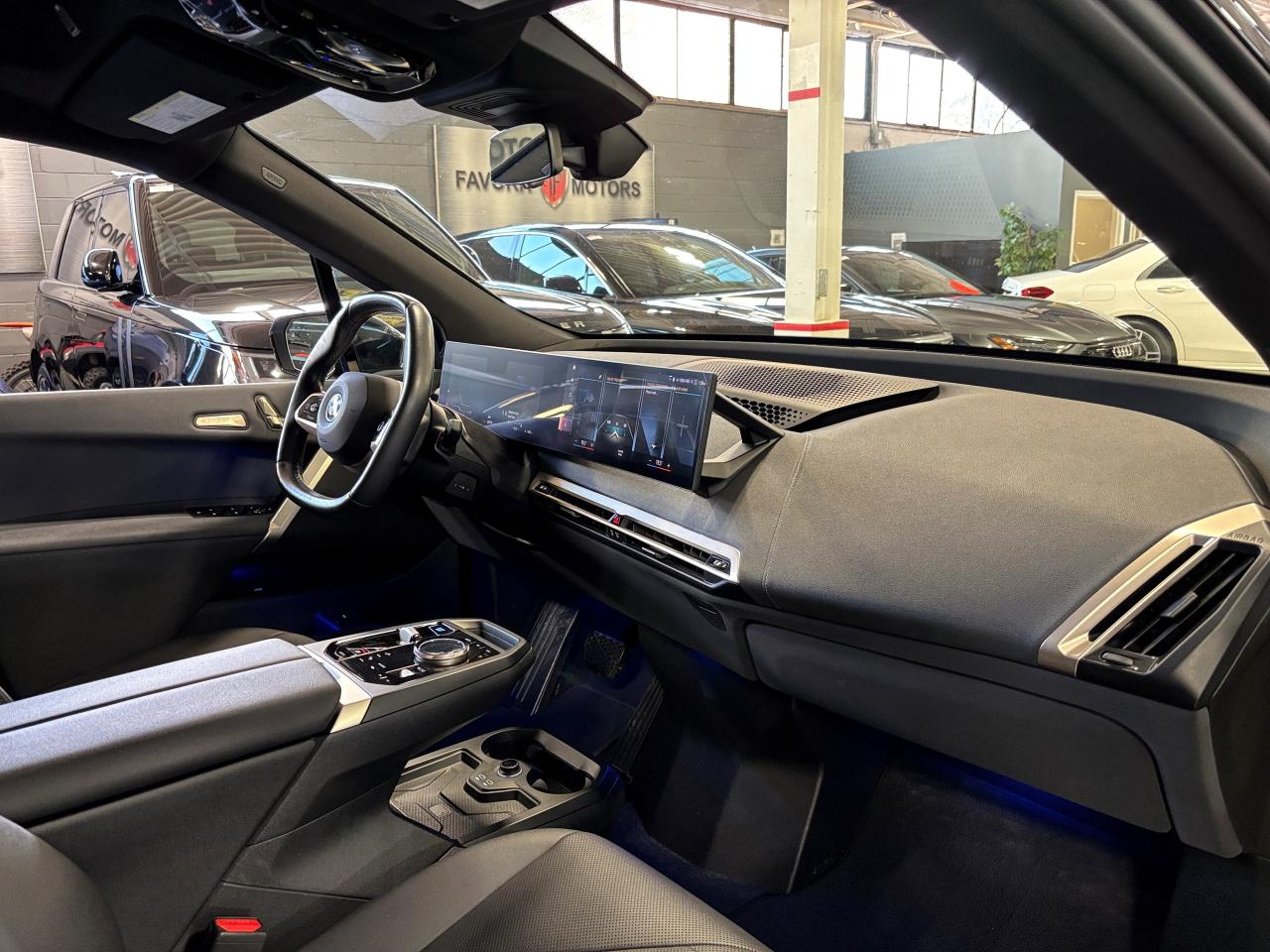2023 BMW iX xDrive50|AWD|NAV|MASSAGE|ELECTROCHROMICPANOROOF|++ Photo