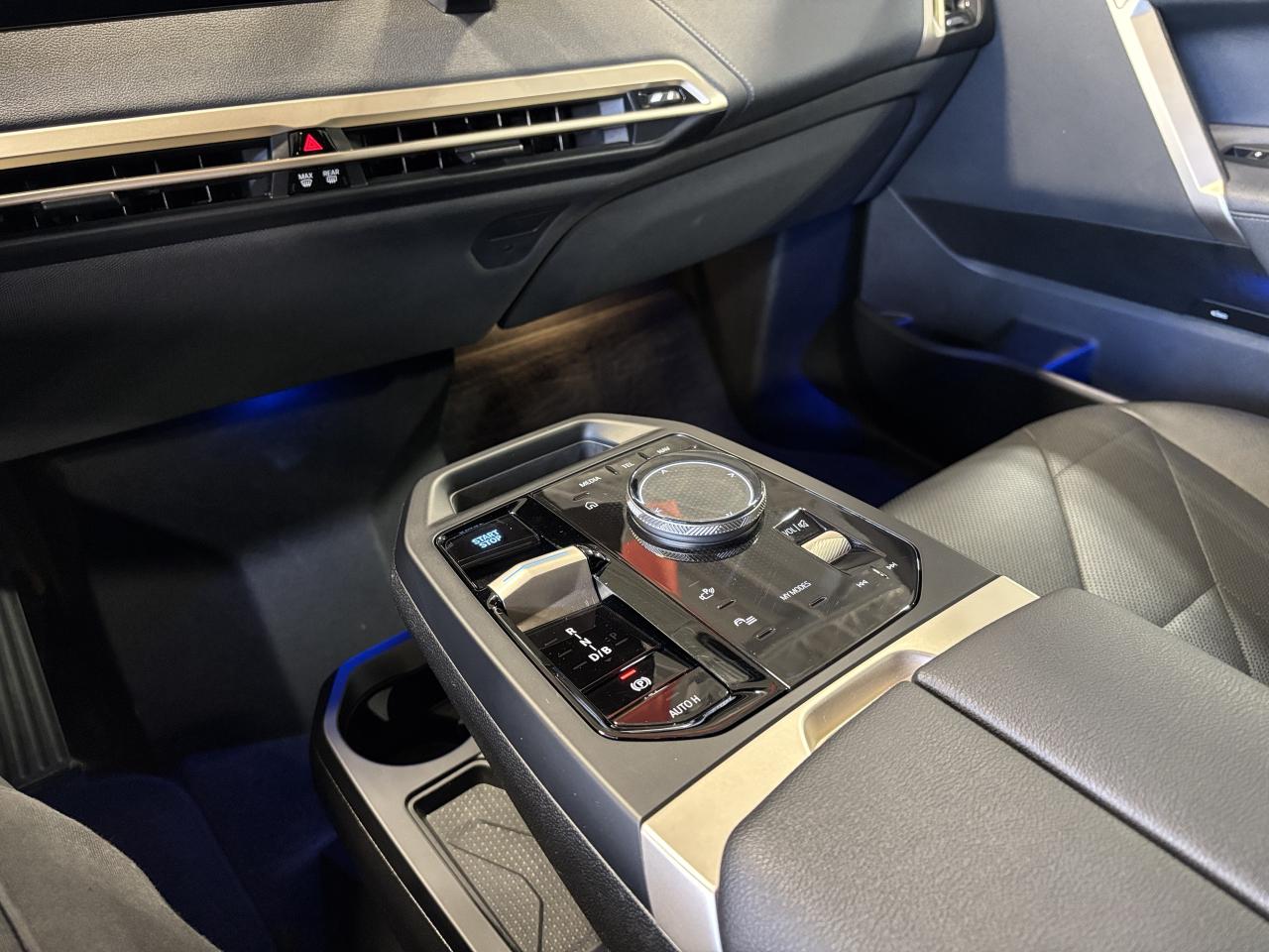 2023 BMW iX xDrive50|AWD|NAV|MASSAGE|ELECTROCHROMICPANOROOF|++ Photo