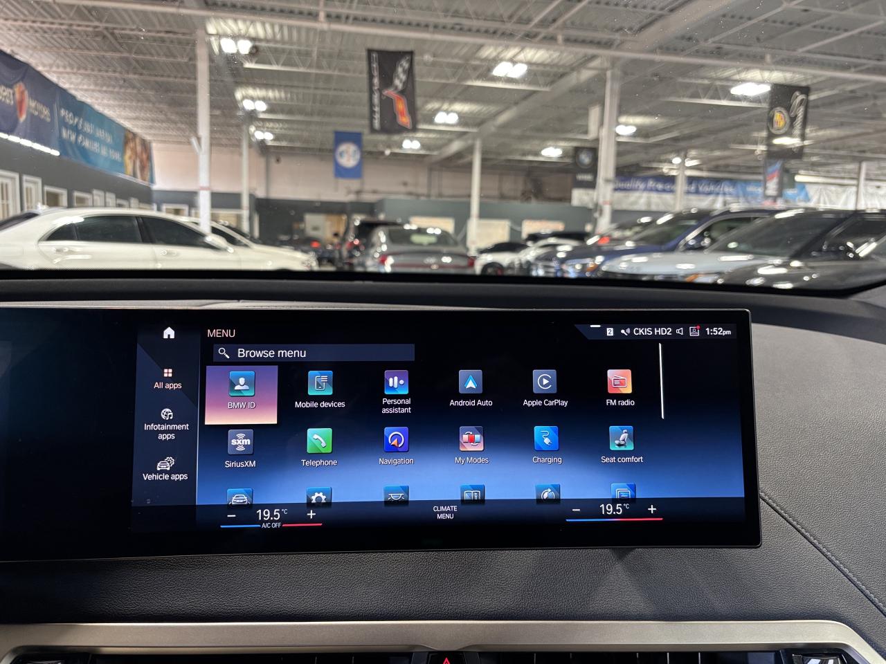 2023 BMW iX xDrive50|AWD|NAV|MASSAGE|ELECTROCHROMICPANOROOF|++ Photo