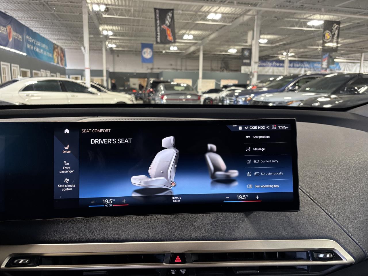 2023 BMW iX xDrive50|AWD|NAV|MASSAGE|ELECTROCHROMICPANOROOF|++ Photo