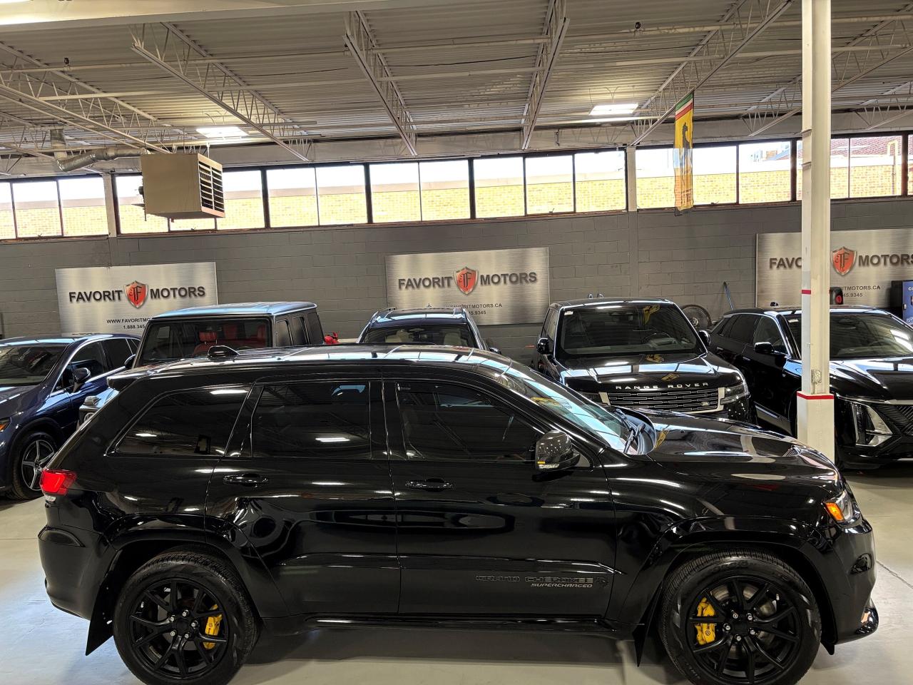 2020 Jeep Grand Cherokee Trackhawk|707HP|4X4|NO LUX TAX|SUPERCHARGED|CARBON Photo2