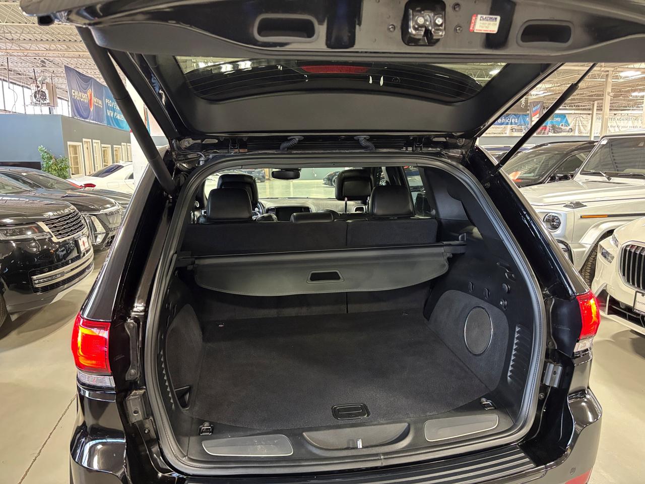 2020 Jeep Grand Cherokee Trackhawk|707HP|4X4|NO LUX TAX|SUPERCHARGED|CARBON Photo