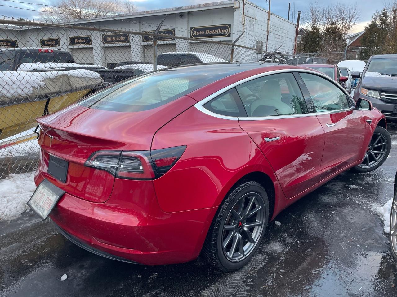 2020 Tesla Model 3 Standard Range Plus *WHITE INTERIOR, HEATED SEATS* Photo3