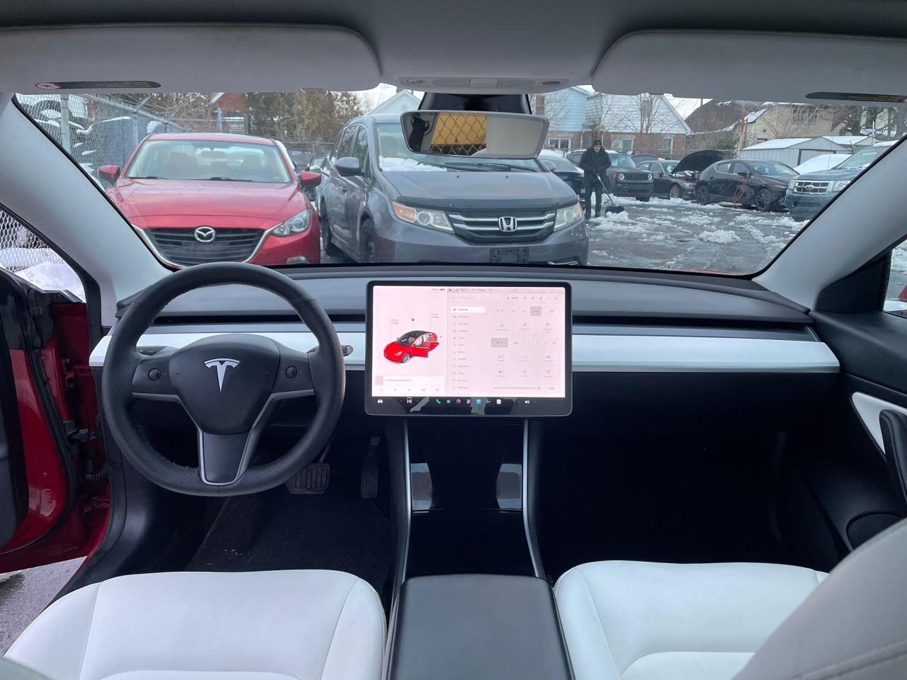 2020 Tesla Model 3 Standard Range Plus *WHITE INTERIOR, HEATED SEATS* Photo