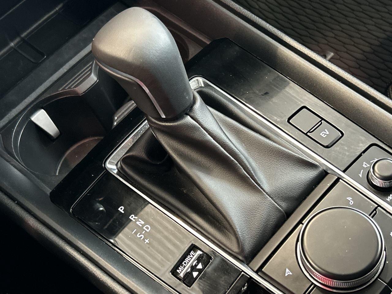 2025 Mazda CX-50 Hybrid GT e-AWD RARE|1441 KMS ONLY| SHOWROOM| Photo