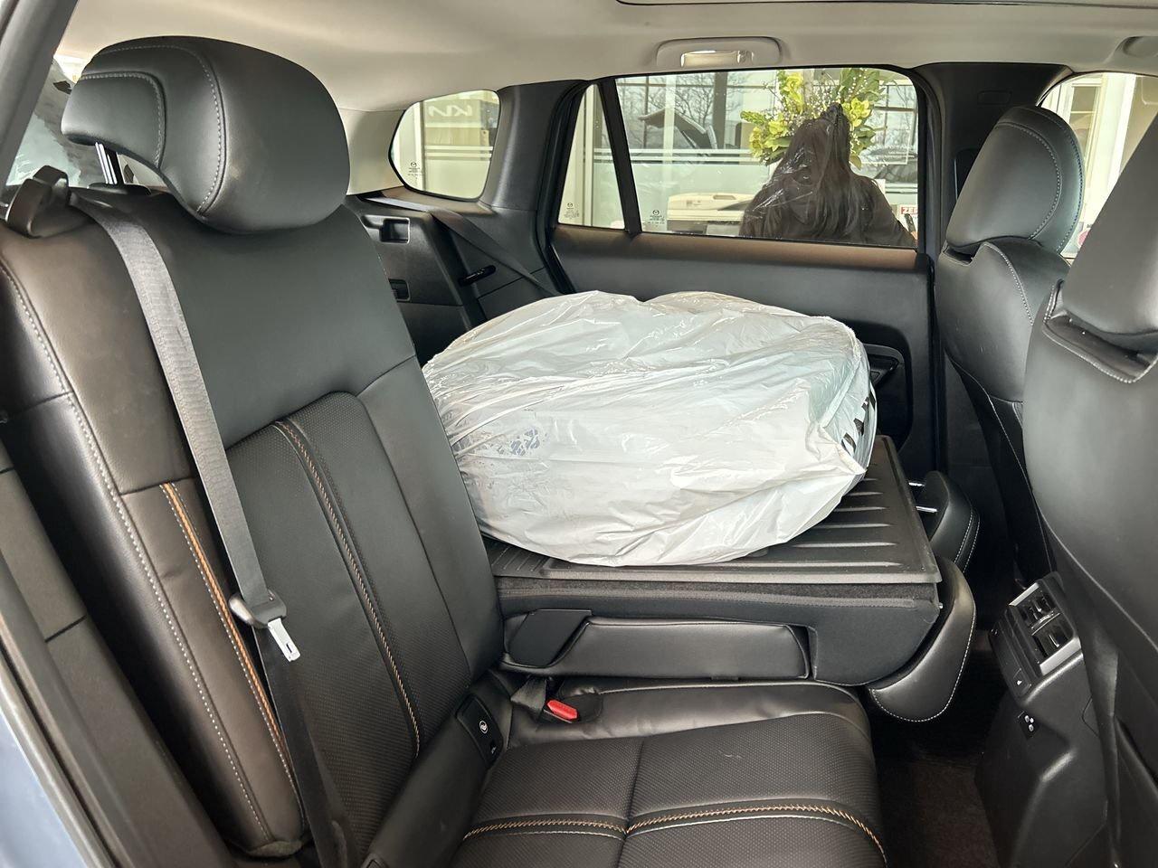 2025 Mazda CX-50 Hybrid GT e-AWD RARE|1441 KMS ONLY| SHOWROOM| Photo