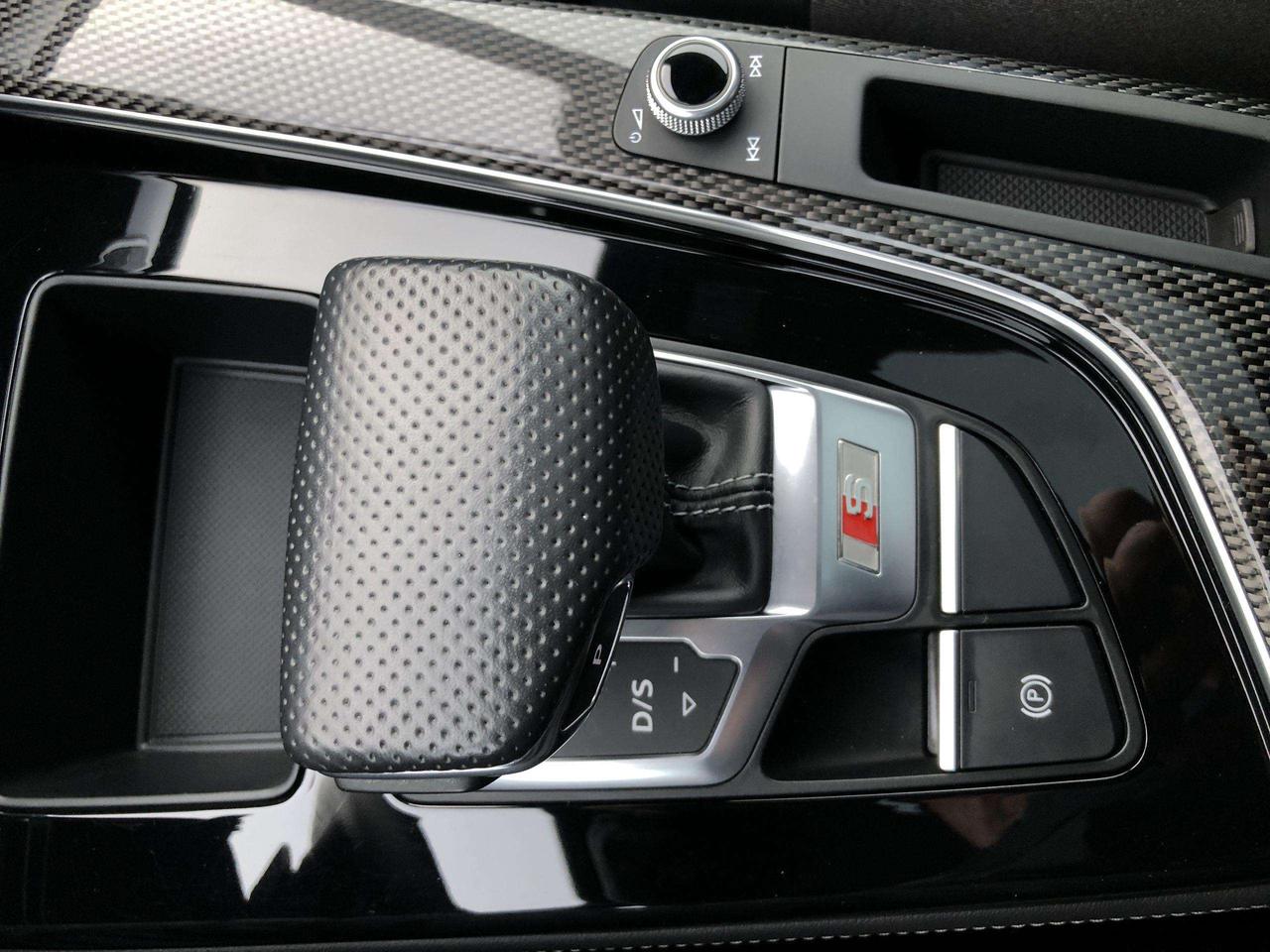 2022 Audi S4 3.0T Technik DIAMOND STITCHED LEATHER, BANG & OLUFSEN, MASSAGE SEATS, NAVI, ROOF, HEADS UP, ADAPTIVE CRUISE Photo