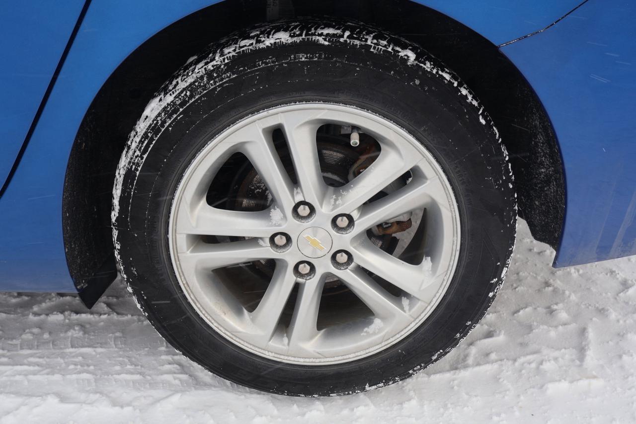 2017 Chevrolet Cruze LT | | Heated Mirrors | Photo