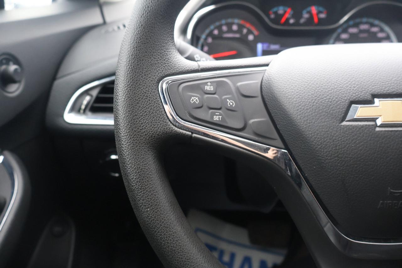 2017 Chevrolet Cruze LT | | Heated Mirrors | Photo