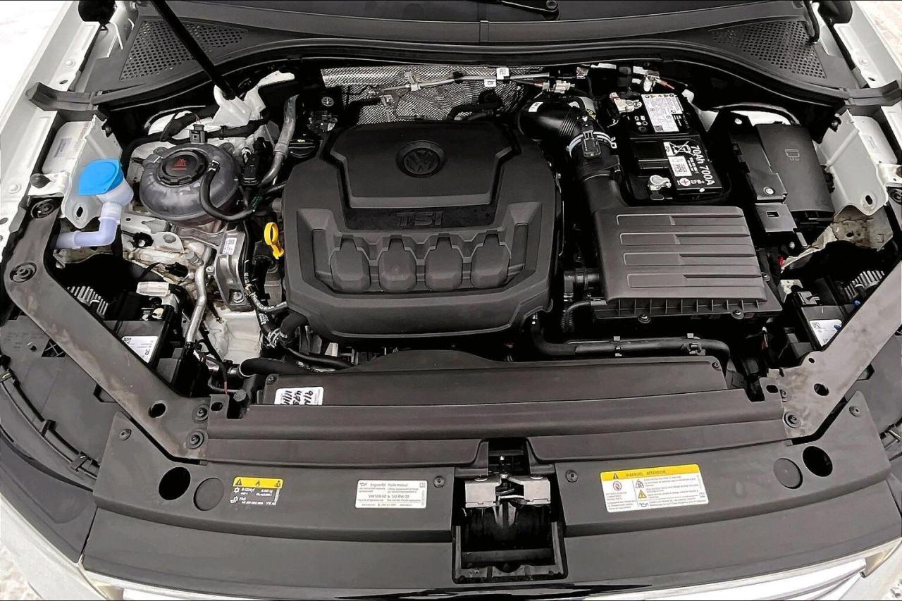 2024 Volkswagen Tiguan Highline R-Line | Vented Leather | Panoroof | AWD Photo