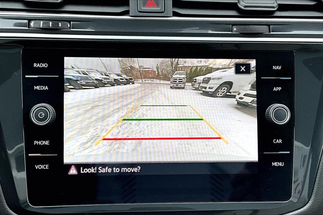 2024 Volkswagen Tiguan Highline R-Line | Vented Leather | Panoroof | AWD Photo